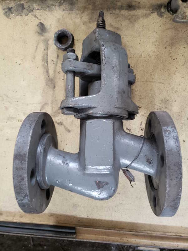 Клапан Dn40 Pn32 стальной Клапан Dn40 Pn32 стальной