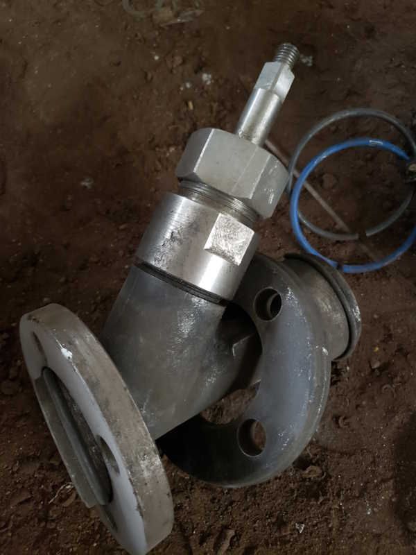 Клапан запорный титановый Dn32 Pn16 Клапан запорный титановый Dn32 Pn16