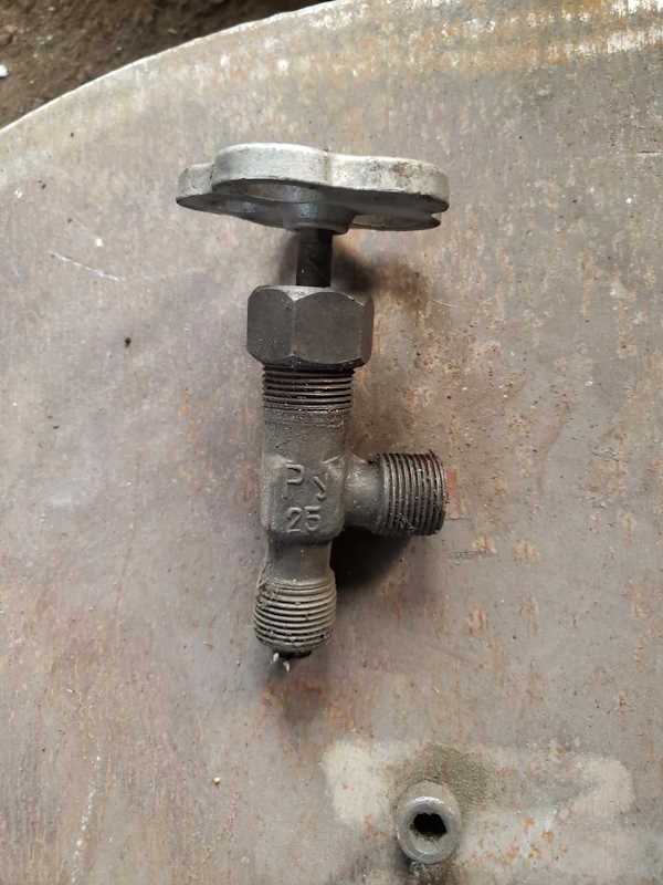 Вентиль Ду25 стальной Вентиль Ду25 стальной