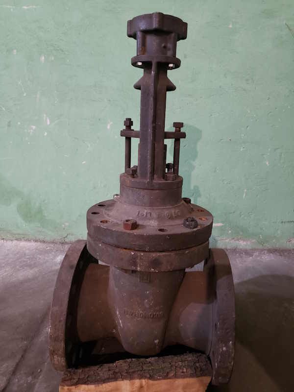 Задвижка NW150 ND100 стальная Задвижка NW150 ND100 стальная